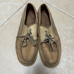 Men preowned Tan Sperry boat shoes size 12
